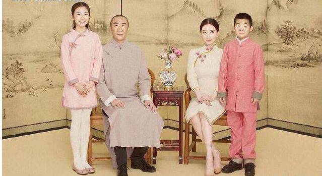 
明星家庭的民国风照片 孙俪温馨 杨颖搞怪 只有他们家最美！“十大外围足球平台app”(图4)